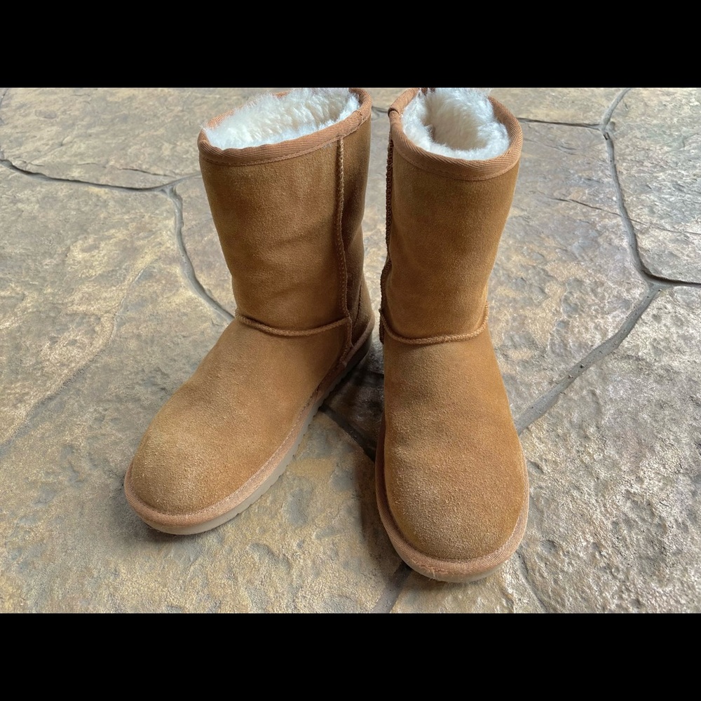 Koolaburra By Ugg Short Boot Size 6 Color Chestnut - image 4